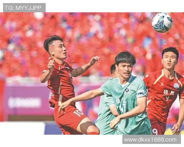 全程高清足球直播带你直击赛场瞬间精彩瞬间回放与实时比分更新 全程高清足球直播带你直击赛场瞬间精彩瞬间回放与实时比分更新