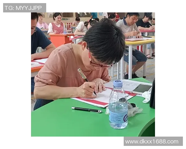 专访杨强:探寻英雄联盟背后的成功秘诀与发展之路 专访杨强:探寻英雄联盟背后的成功秘诀与发展之路